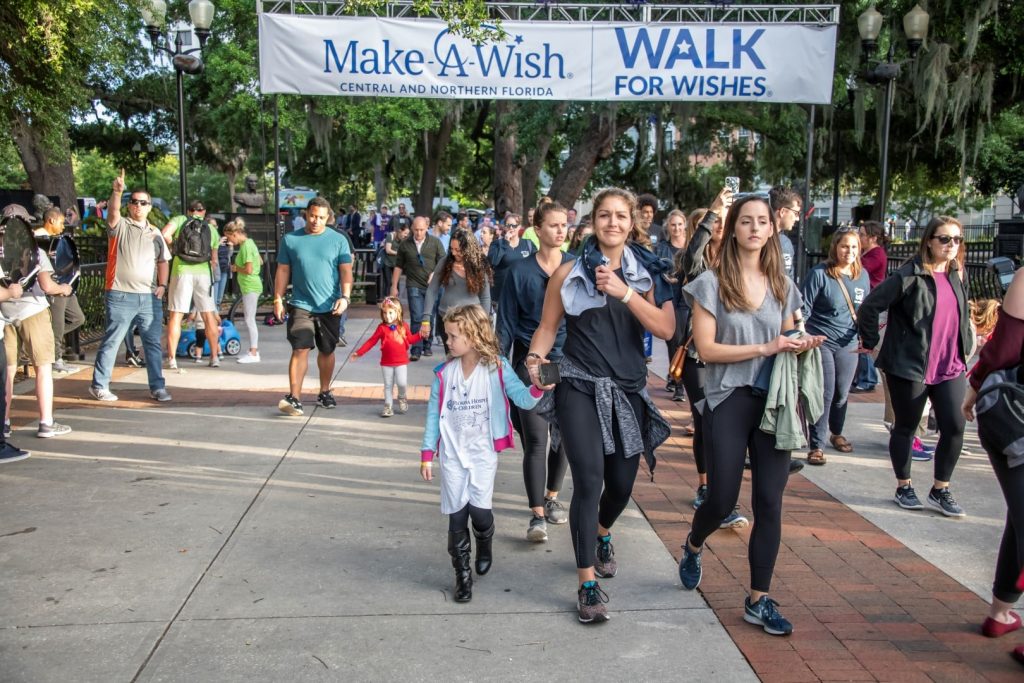 attendees at the Orlando Walk For Wishes